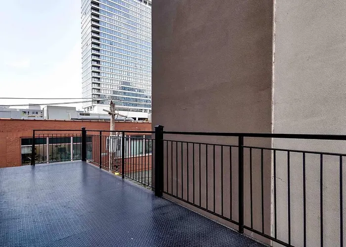 2 Newly Built Luxury With Private Roofdeck *