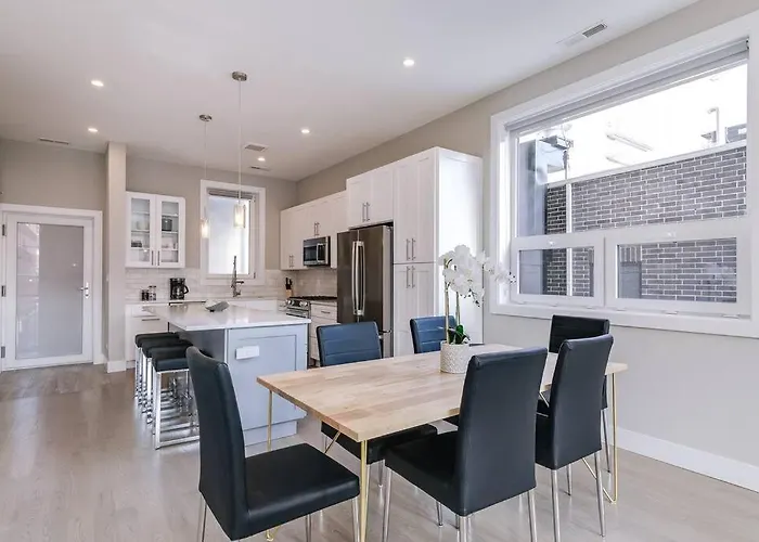 2 Newly Built Luxury With Private Roofdeck